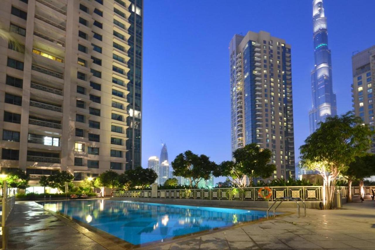 Maison Privee - Radiant Urban Retreat With Iconic Burj Khalifa Vws अपार्टमेंट *